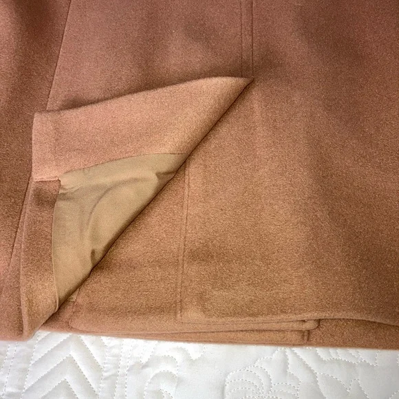 Women's Classic Camel Peacoat NWT - Picture 13 of 14